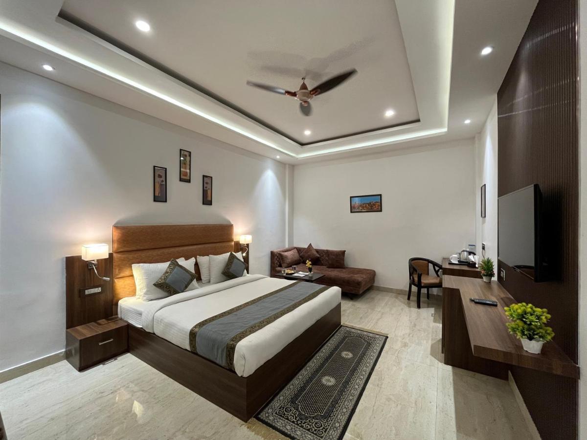 Hotel Kalawati Palace Varanasi Exterior photo