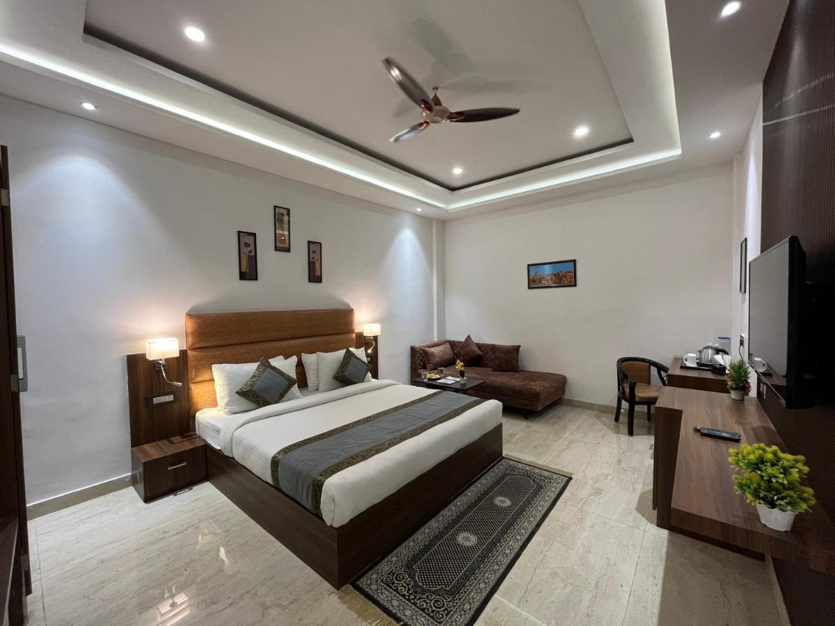 Hotel Kalawati Palace Varanasi Exterior photo